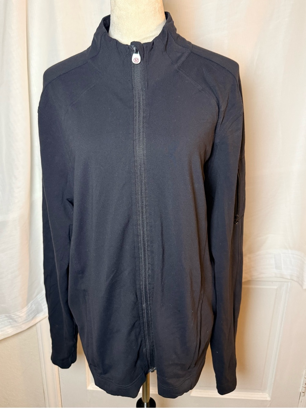 Lululemon Full Zip Jacket Womens XL Black Athletic Running Zip Up 22in Pit-Pit